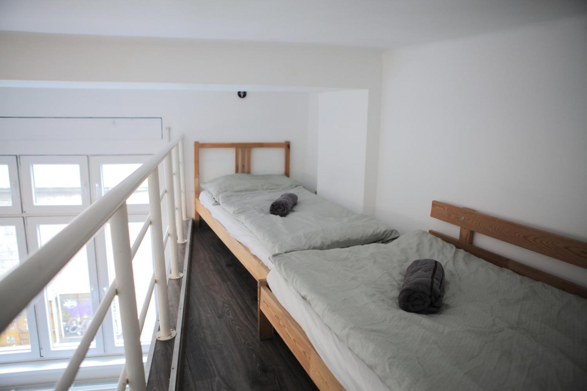 Apartment Eleven *